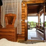 Bed & Breakfast фазенда 