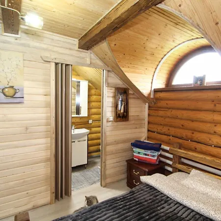 Bed & Breakfast фазенда 